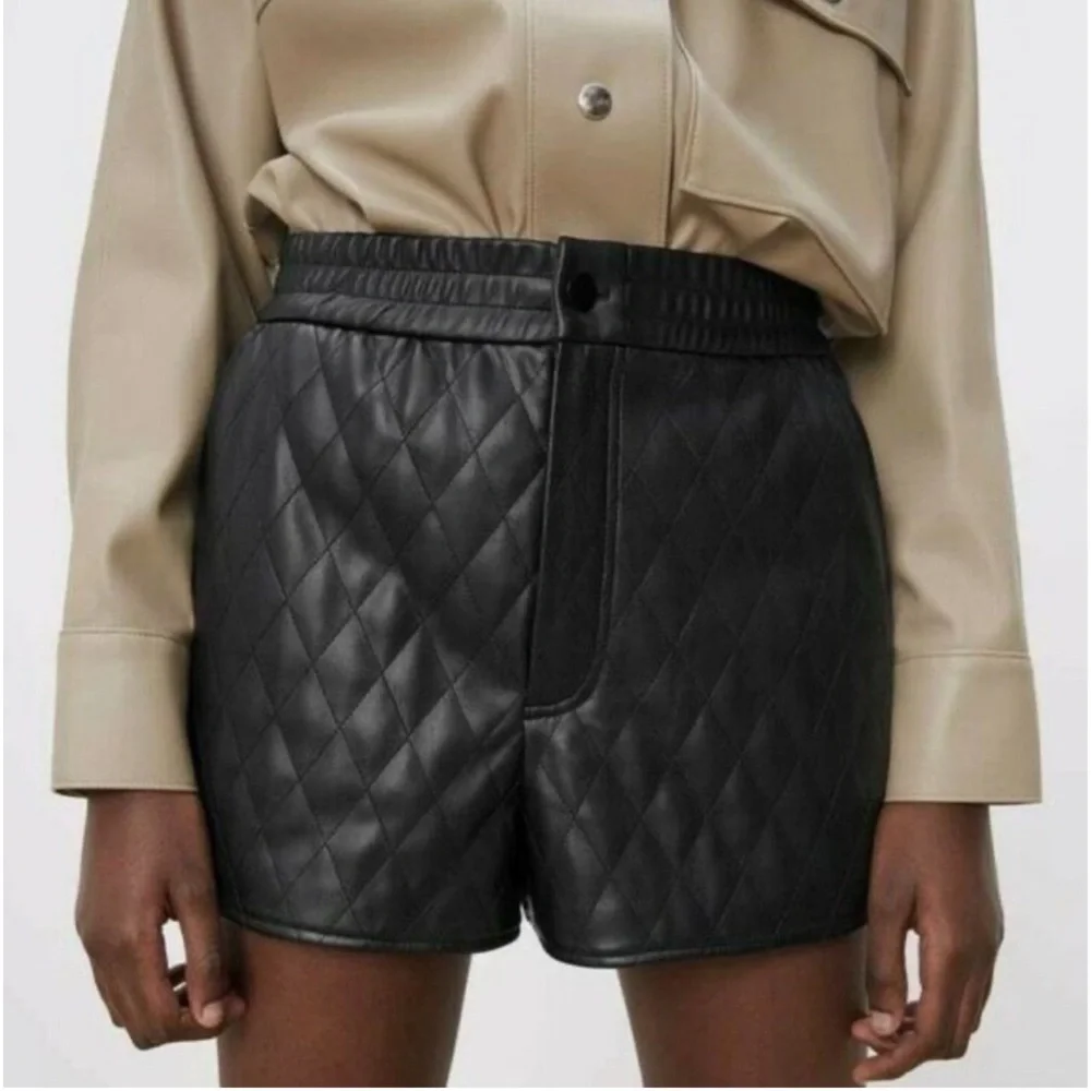 ZARA Faux Leather Quilted Shorts - Picture 6 of 15